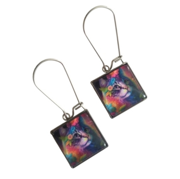 Handcrafted Cat Earrings - Picture 2 of 4